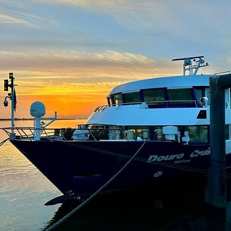 Douro Cruiser Vila Nova de Gaia Extérieur photo